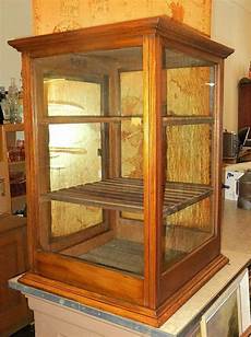 Cake Cabinet