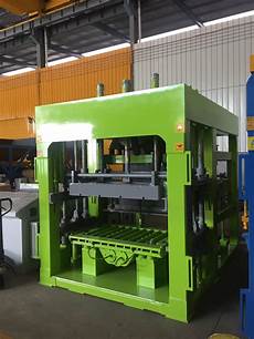 Concrete Block Machine