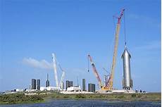 Lifting Crane