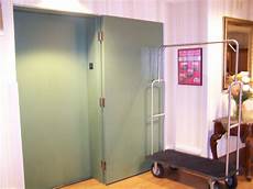 Luggage Elevator