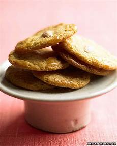 Nut Cookie