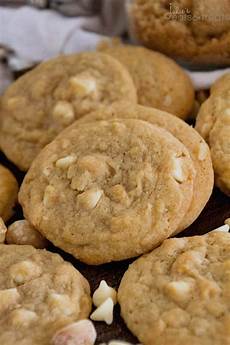 Nut Cookie