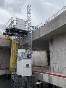 Personnel Elevator