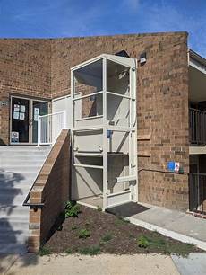 Vertical Lift